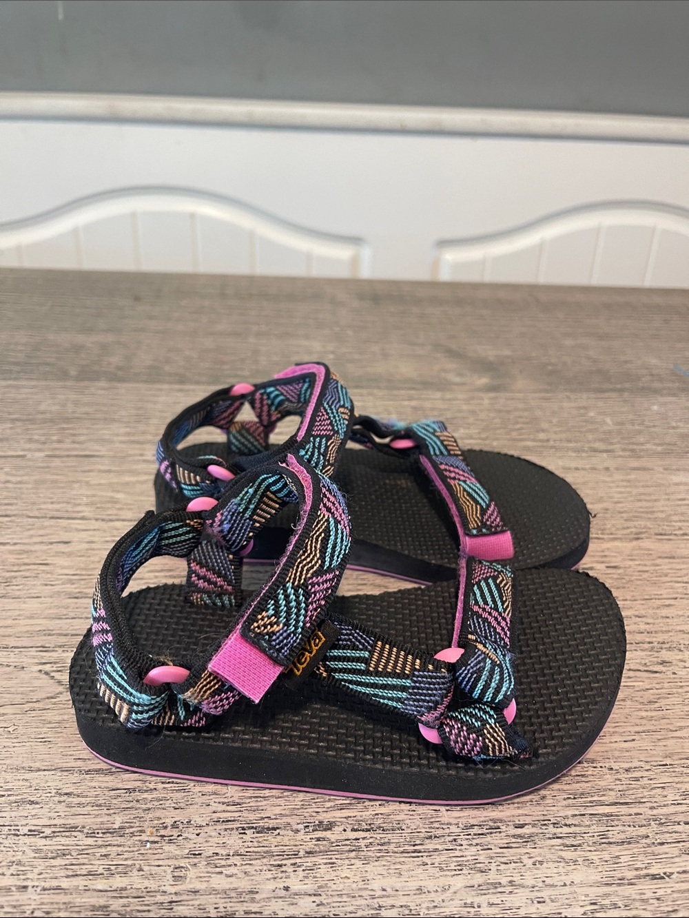 TEVA Universal Outdoor Sandals Little girl size 11 - Picture 2 of 6